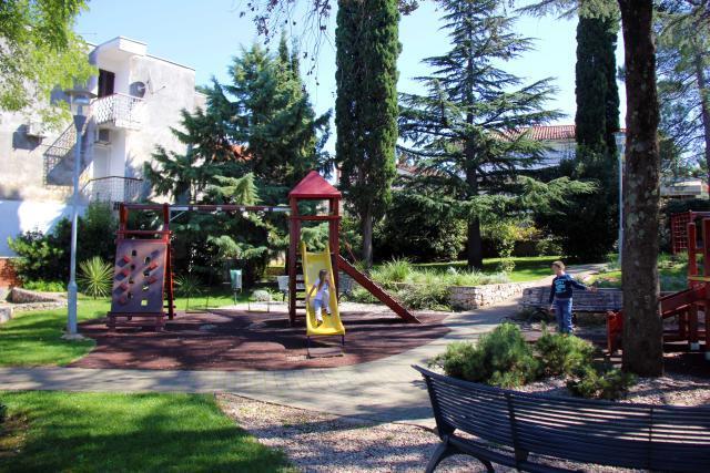 Apartments Karmelic Malinska Esterno foto